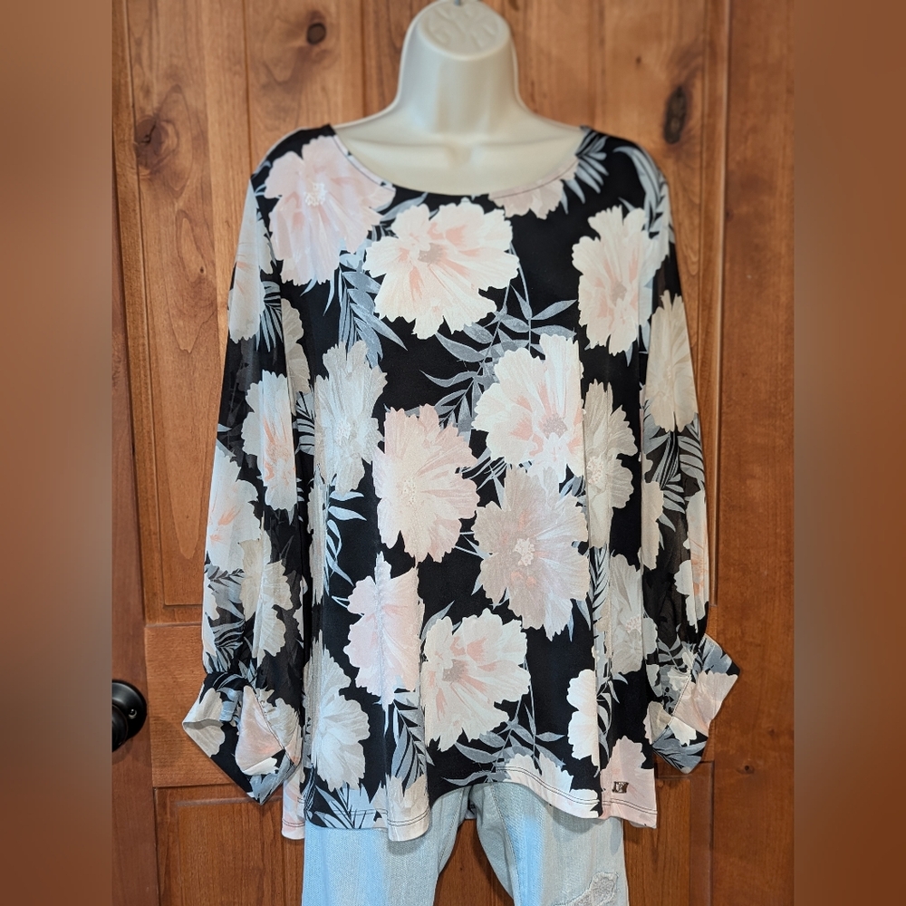 Floral Black and Pink Women's Top